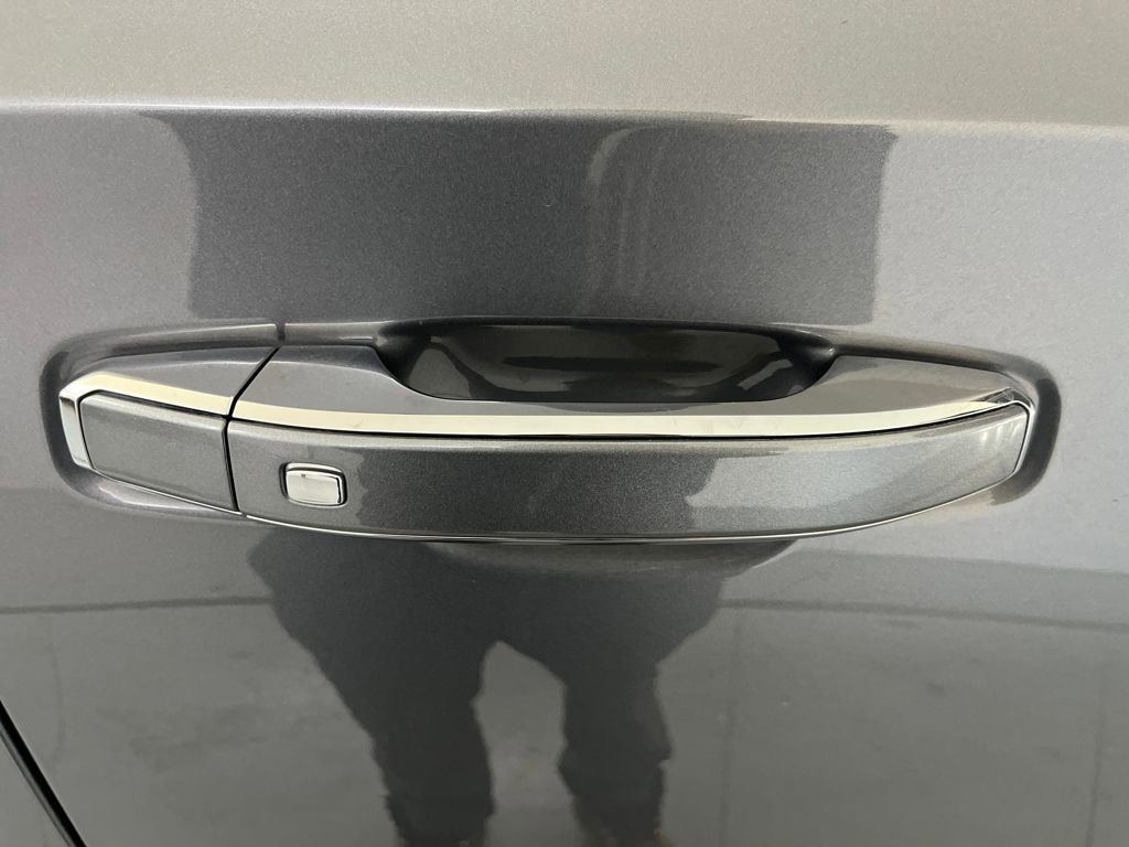 Used 2021 GMC Yukon Denali w/ Denali Premium Package image 79