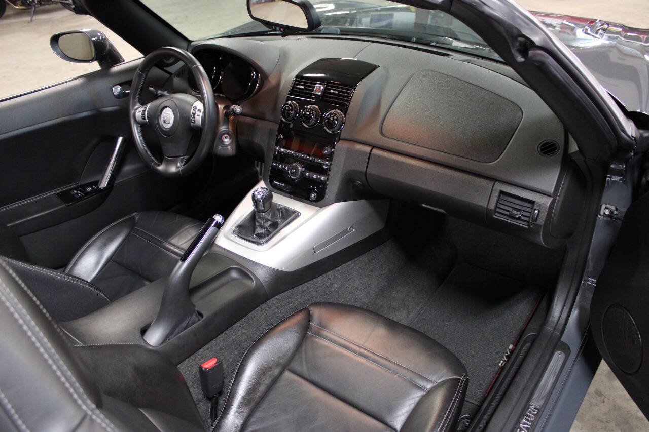 Used 2009 Saturn Sky Red Line RWD image 38