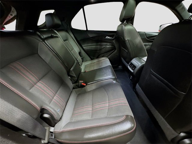Used 2022 Chevrolet Equinox RS w/ Infotainment Package image 30