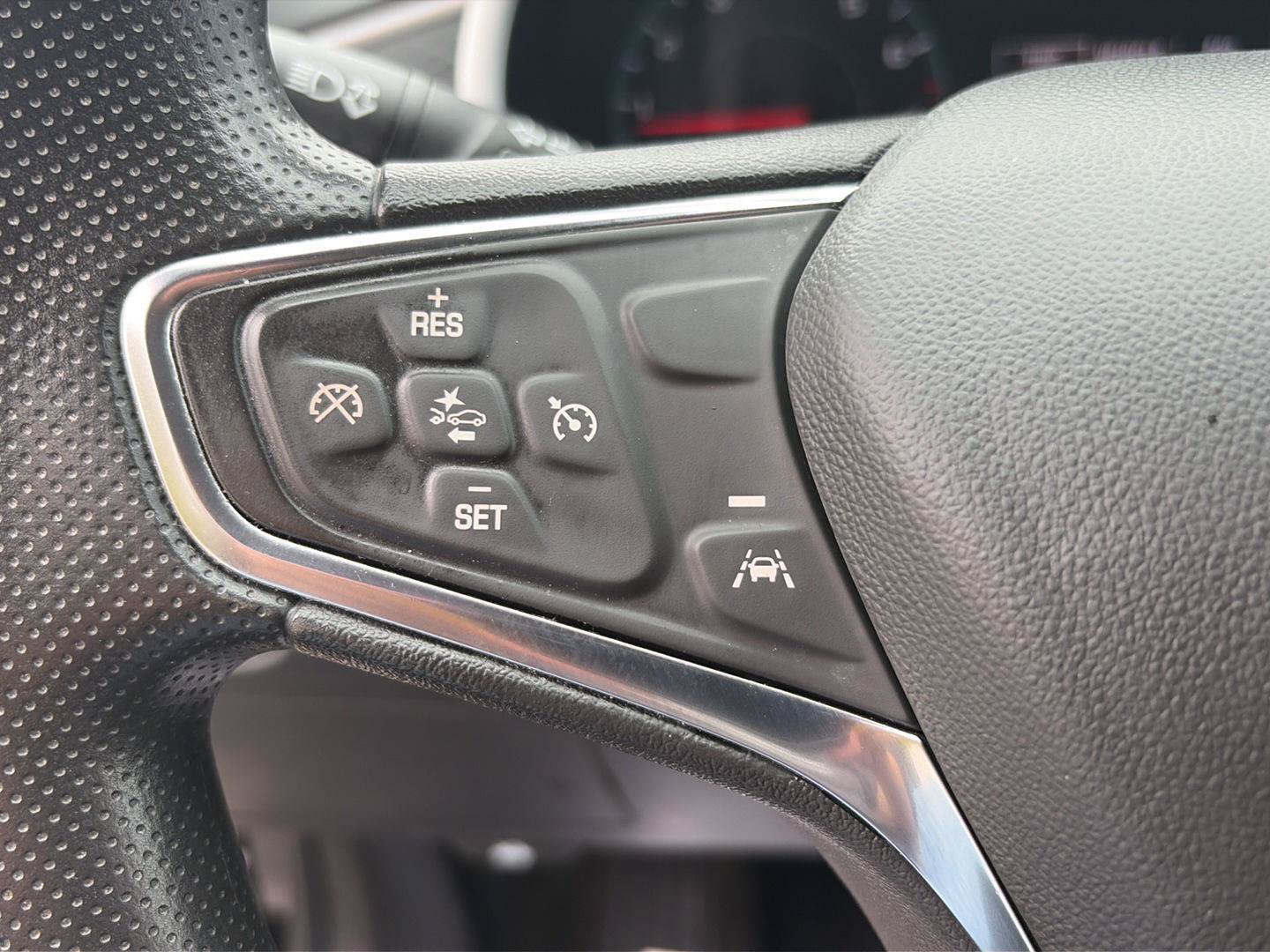 Used 2024 Chevrolet Malibu LT FWD image 17