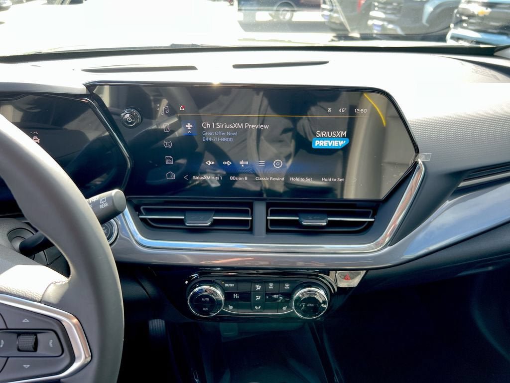 New 2026 Chevrolet Trax ACTIV w/ Sunroof Package FWD image 13