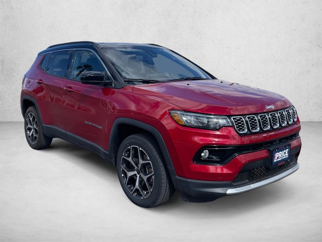 Used 2025 Jeep Compass Limited AWD/4WD image 3