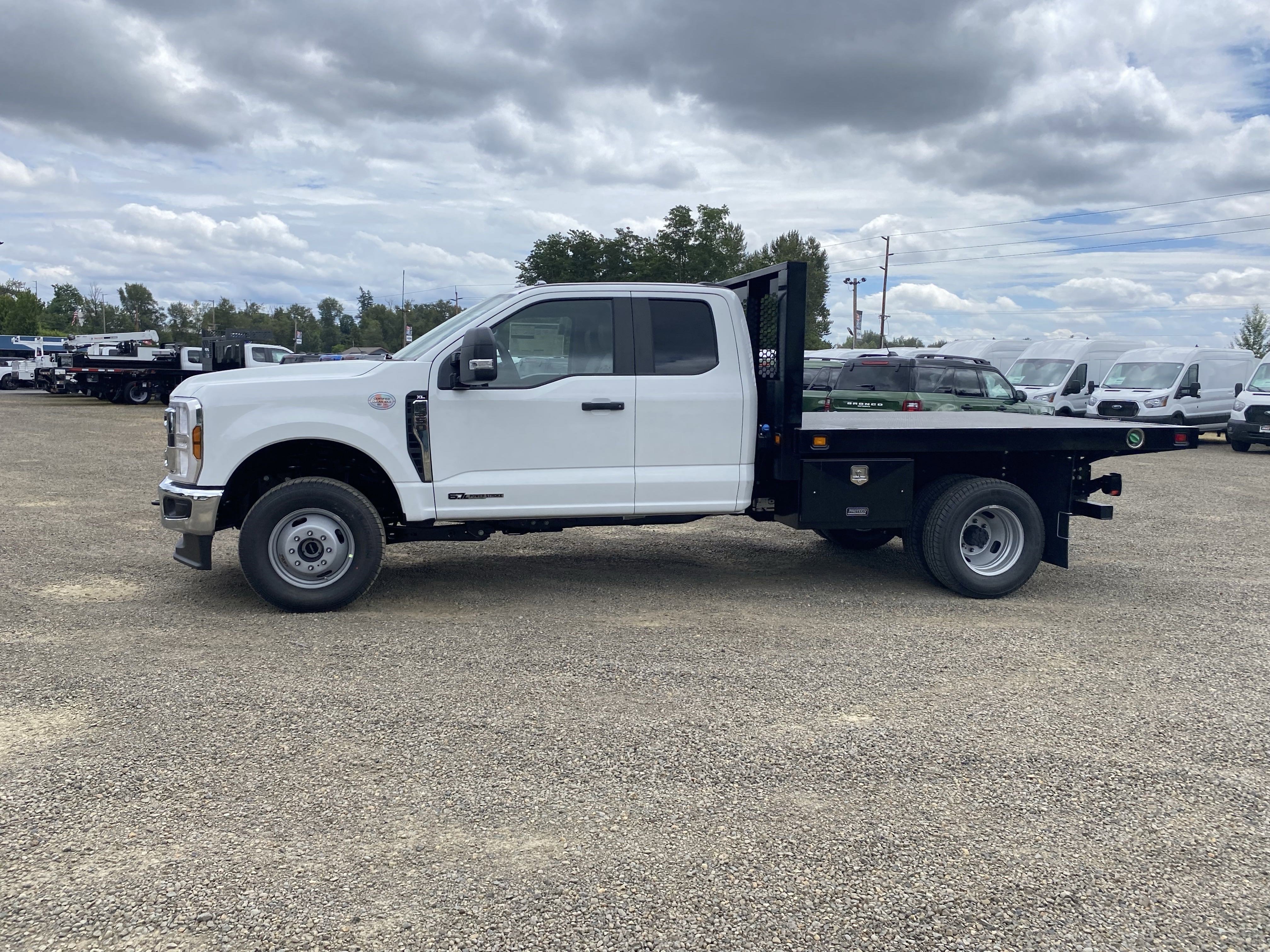 New 2025 Ford F350 XL w/ XL Chrome Package video 2