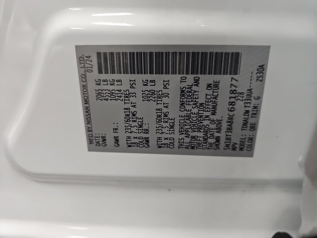 Used 2024 Nissan Rogue SV FWD image 35