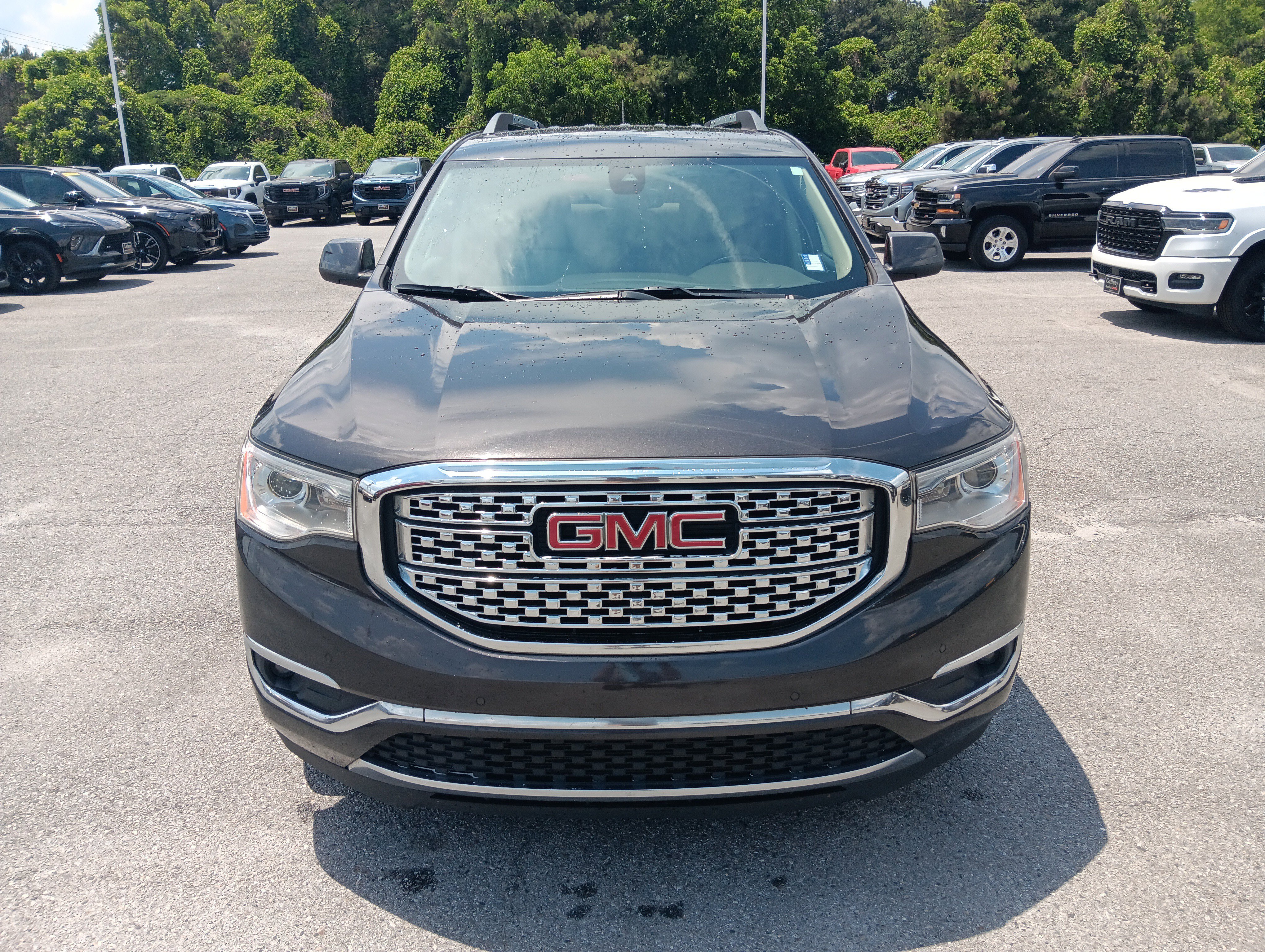 Used 2019 GMC Acadia Denali FWD image 9