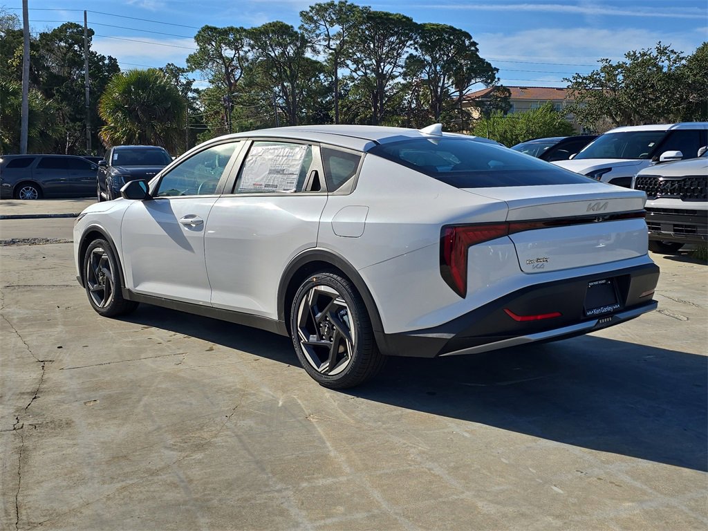 New 2025 Kia K4 EX image 6