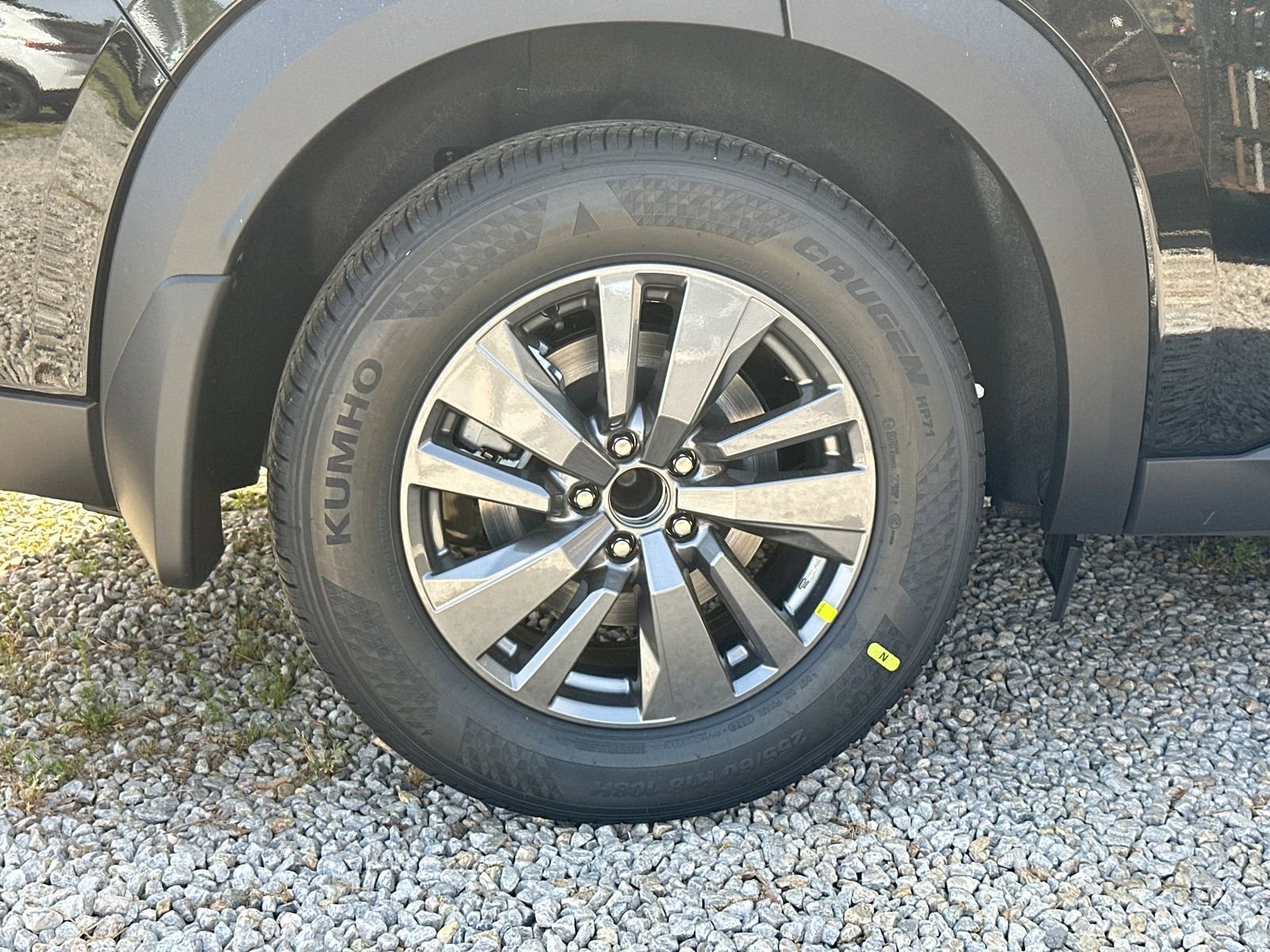 New 2026 Nissan Pathfinder SV w/ SV Premium Package image 6