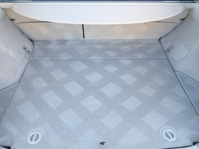 Used 2012 Toyota Prius Five w/ Advanced Technology Pkg image 28