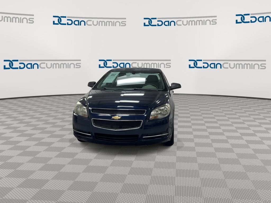 Used 2009 Chevrolet Malibu LS FWD image 3