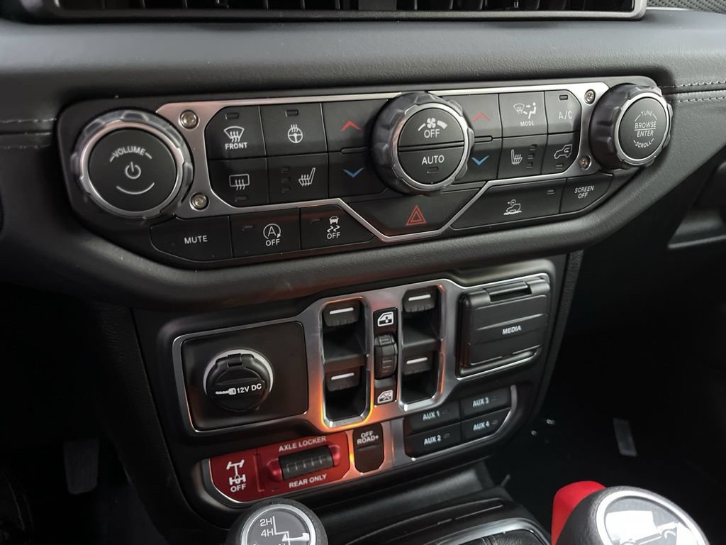 New 2026 Jeep Gladiator Mojave AWD/4WD image 36
