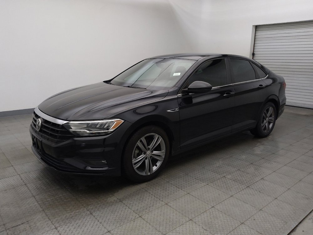 Used 2020 Volkswagen Jetta R-Line FWD image 2