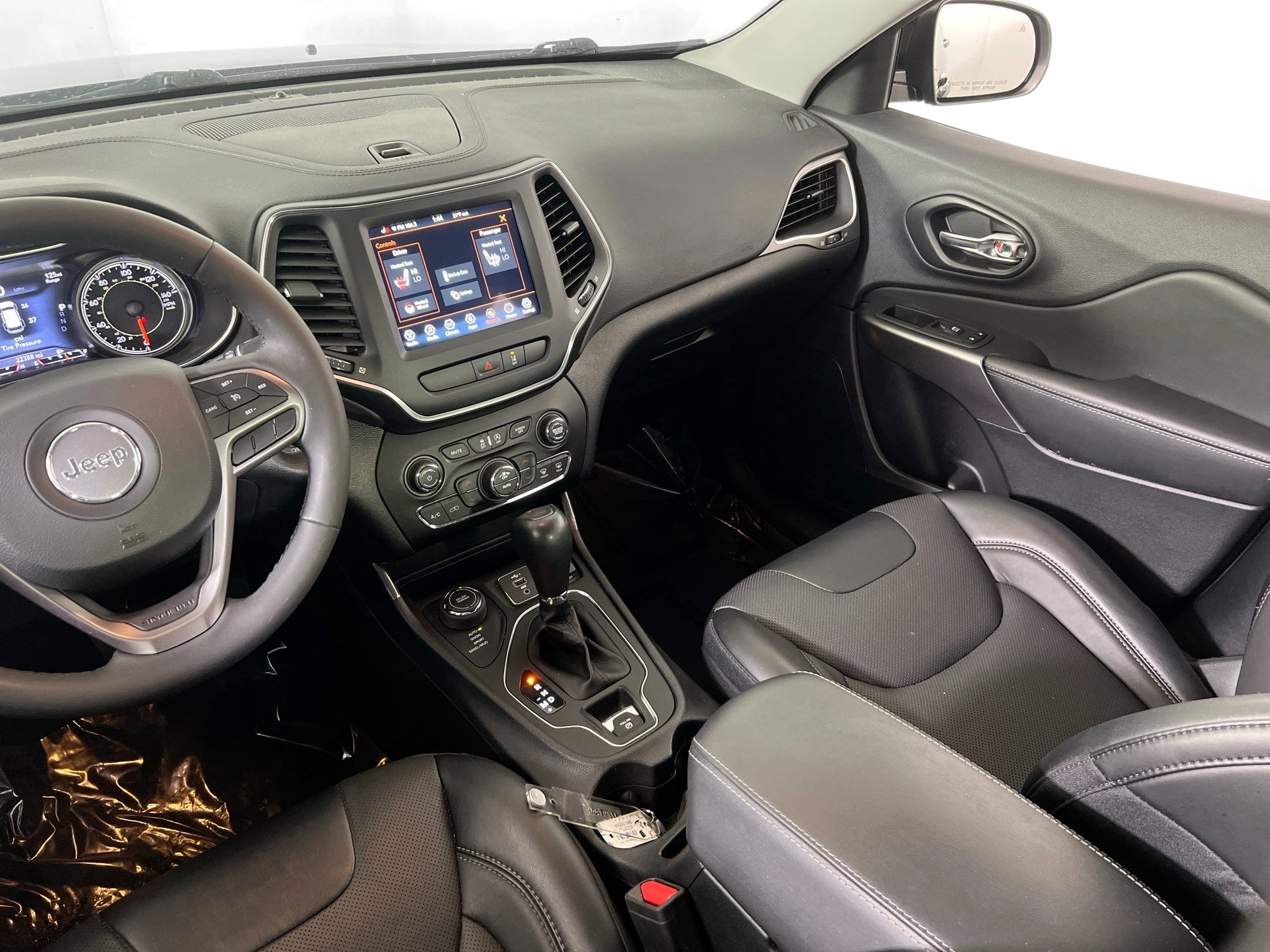 Used 2022 Jeep Cherokee Latitude Lux AWD/4WD image 22