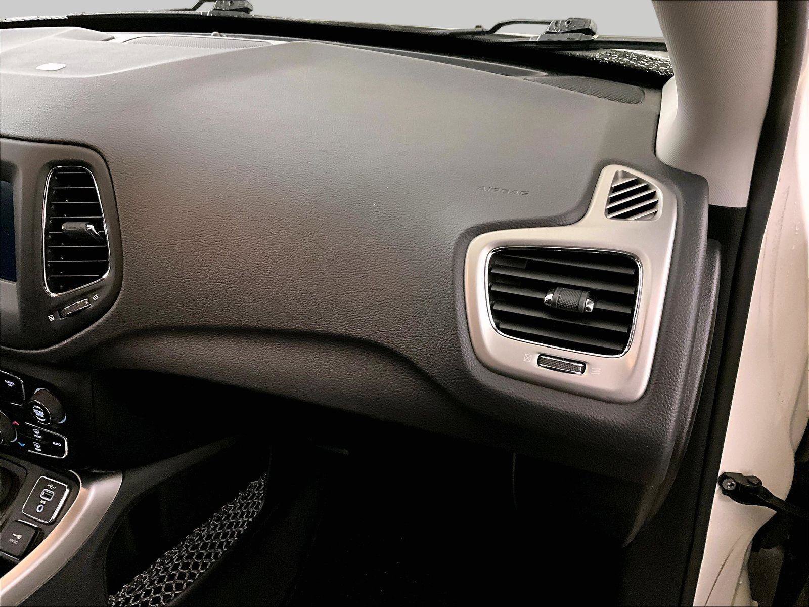 Used 2019 Jeep Compass Latitude w/ Popular Equipment Group image 15