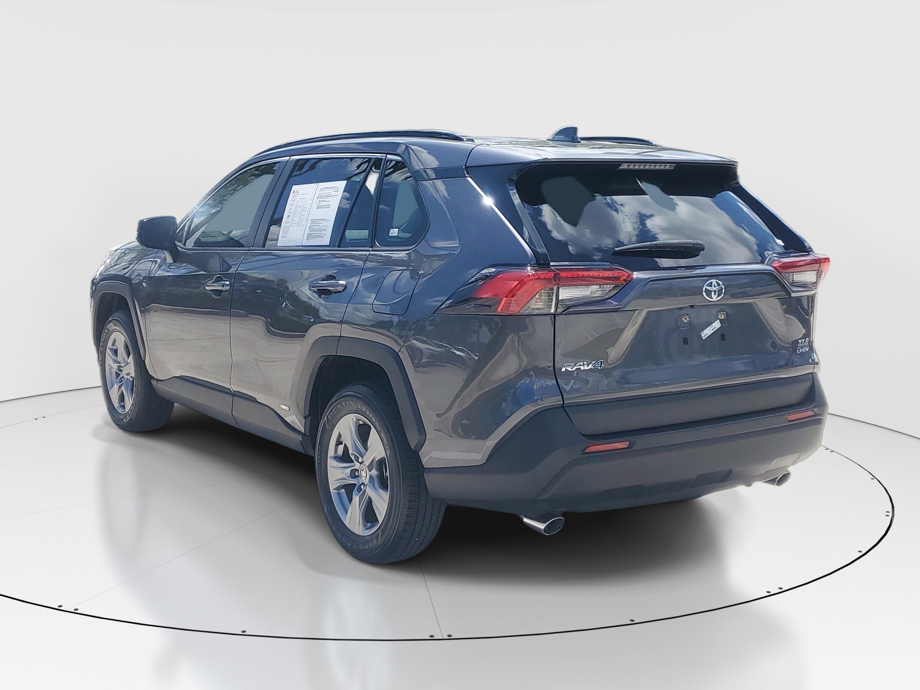 Certified 2025 Toyota RAV4 XLE AWD/4WD image 5