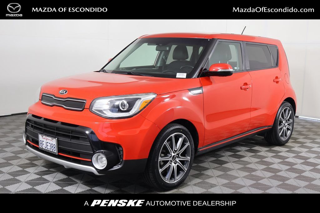Used 2018 Kia Soul ! w/ Tech Package FWD image 1