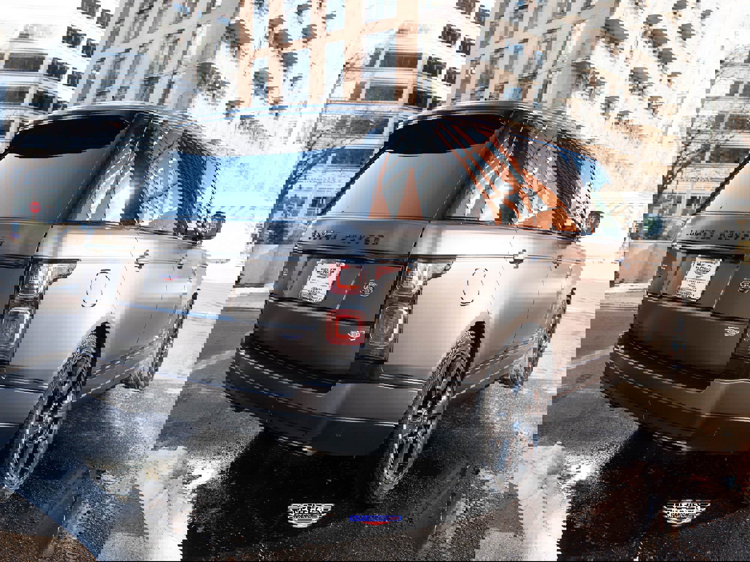 Used 2020 Land Rover Range Rover Long Wheelbase HSE image 7