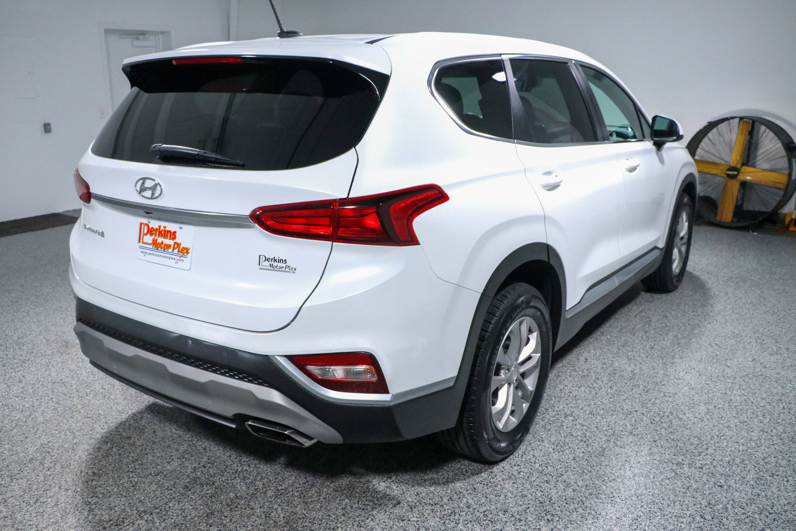 Used 2019 Hyundai Santa Fe SE image 7