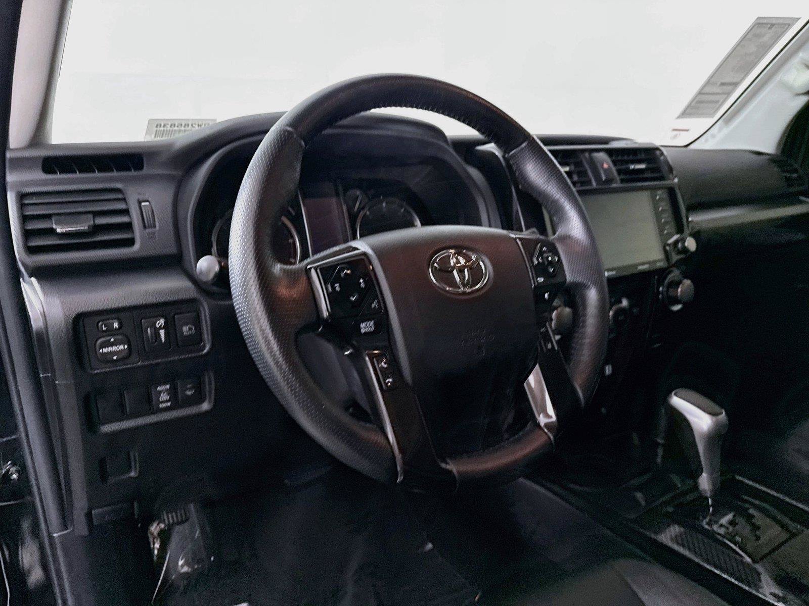 Certified 2024 Toyota 4Runner TRD Off-Road Premium w/ Moonroof Package AWD/4WD image 4