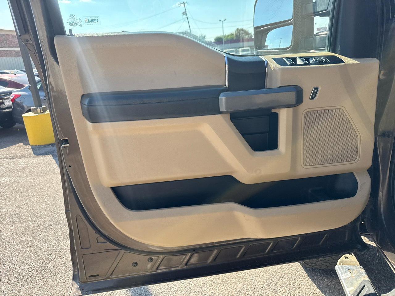 Used 2017 Ford F350 XLT w/ XLT Value Package image 15