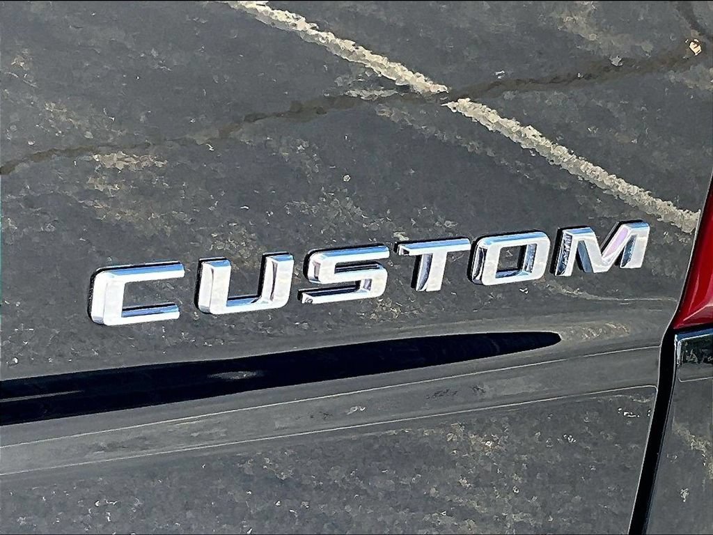 Used 2023 Chevrolet Silverado 1500 Custom Trail Boss AWD/4WD image 29