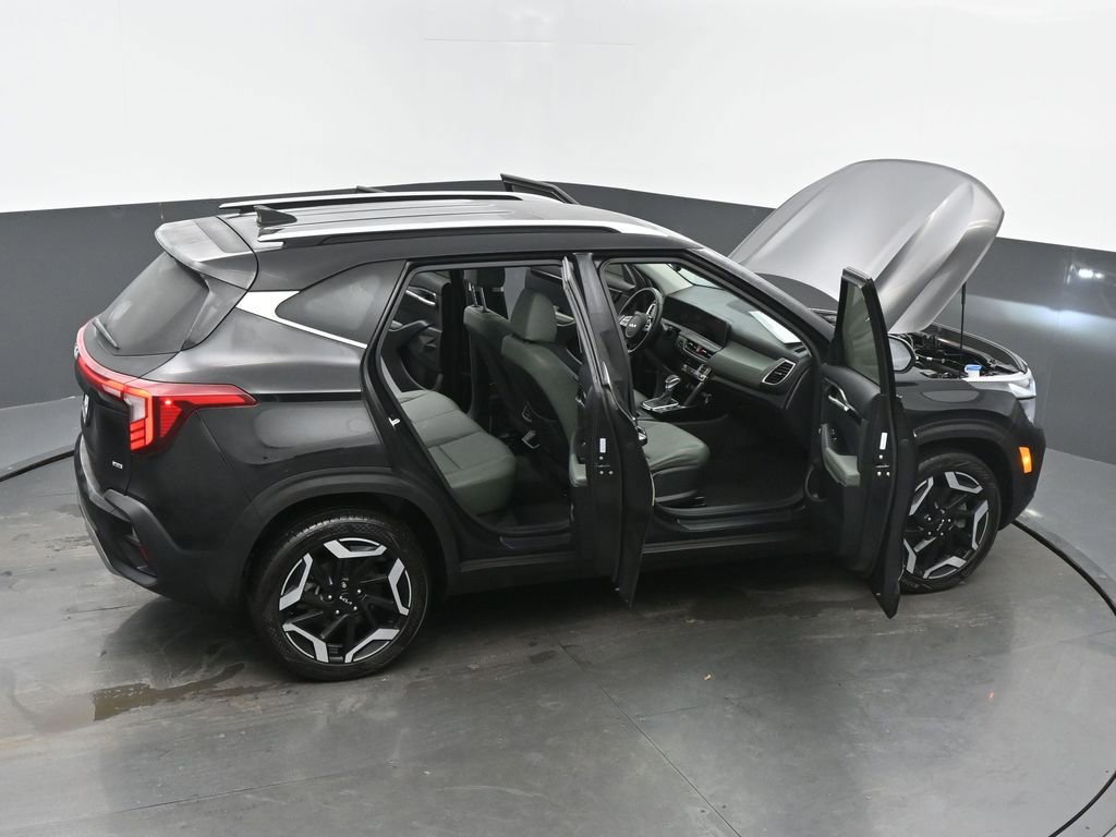 Used 2025 Kia Seltos SX w/ SX Sunroof Package image 65