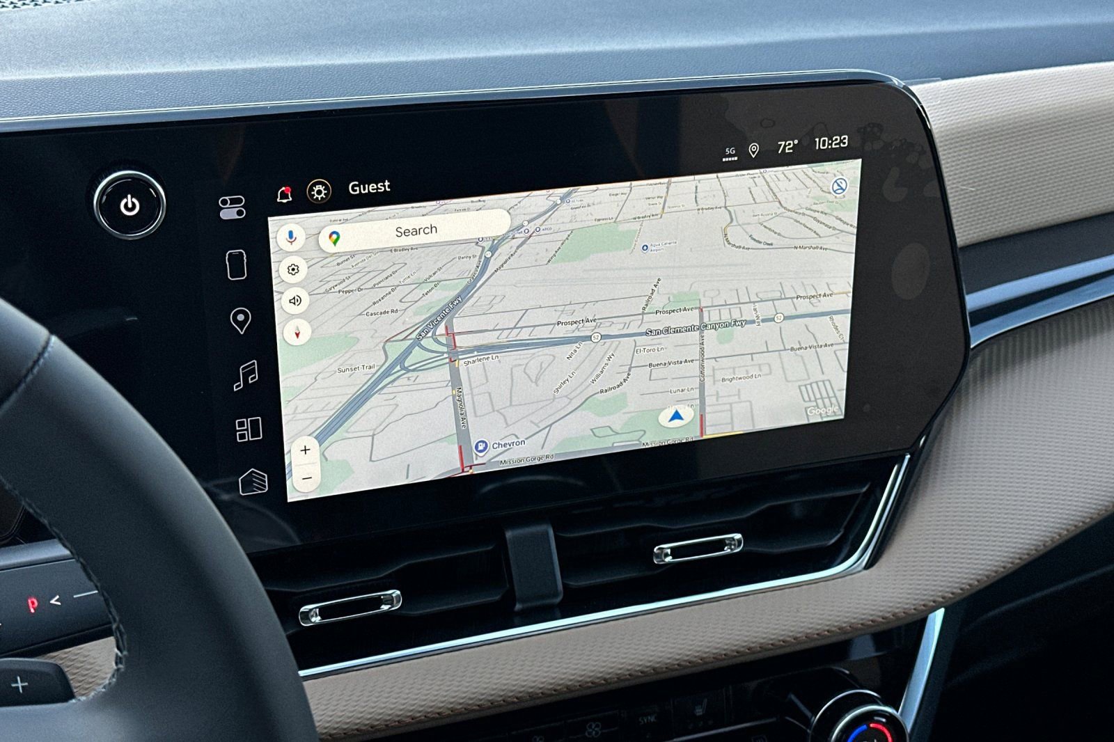 New 2026 Chevrolet Equinox ACTIV w/ Safety and Technology Package image 19