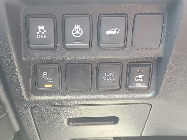 Used 2020 Nissan Pathfinder Platinum image 41