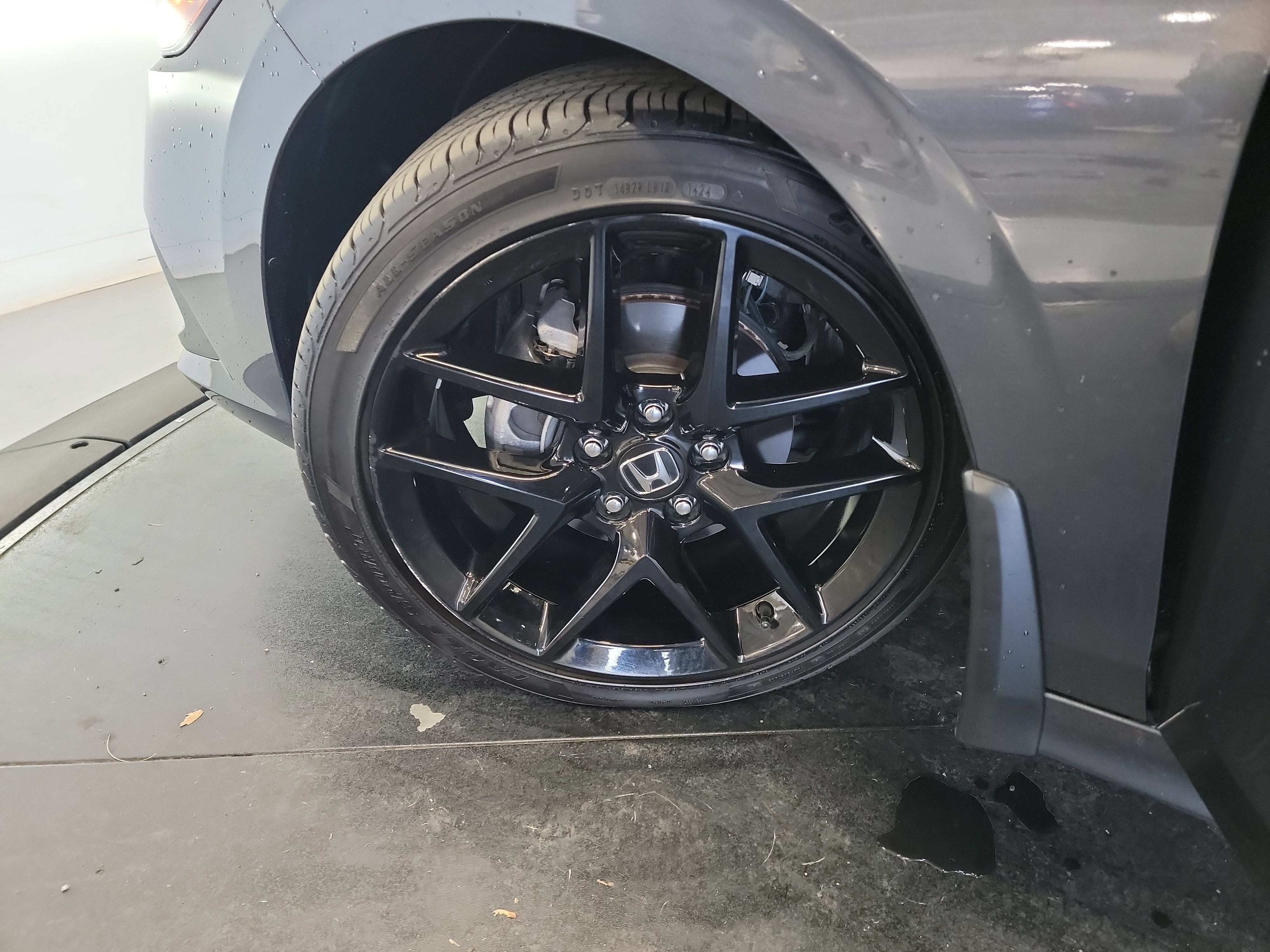 Used 2024 Honda Civic Sport image 29