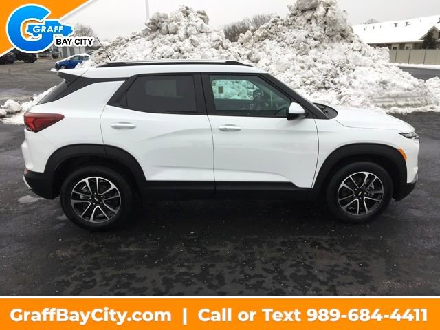 Used 2024 Chevrolet TrailBlazer LT w/ LT Cold Weather Package image 6