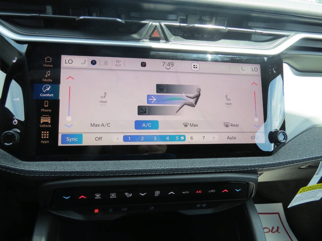 New 2026 Jeep Cherokee Laredo AWD/4WD image 13