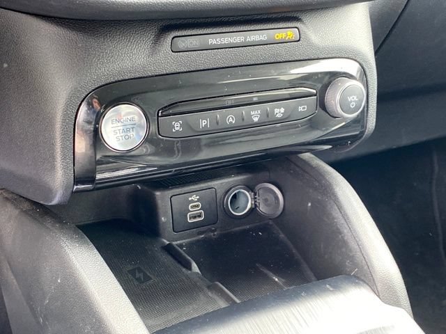 Used 2024 Ford Escape Platinum AWD/4WD image 13