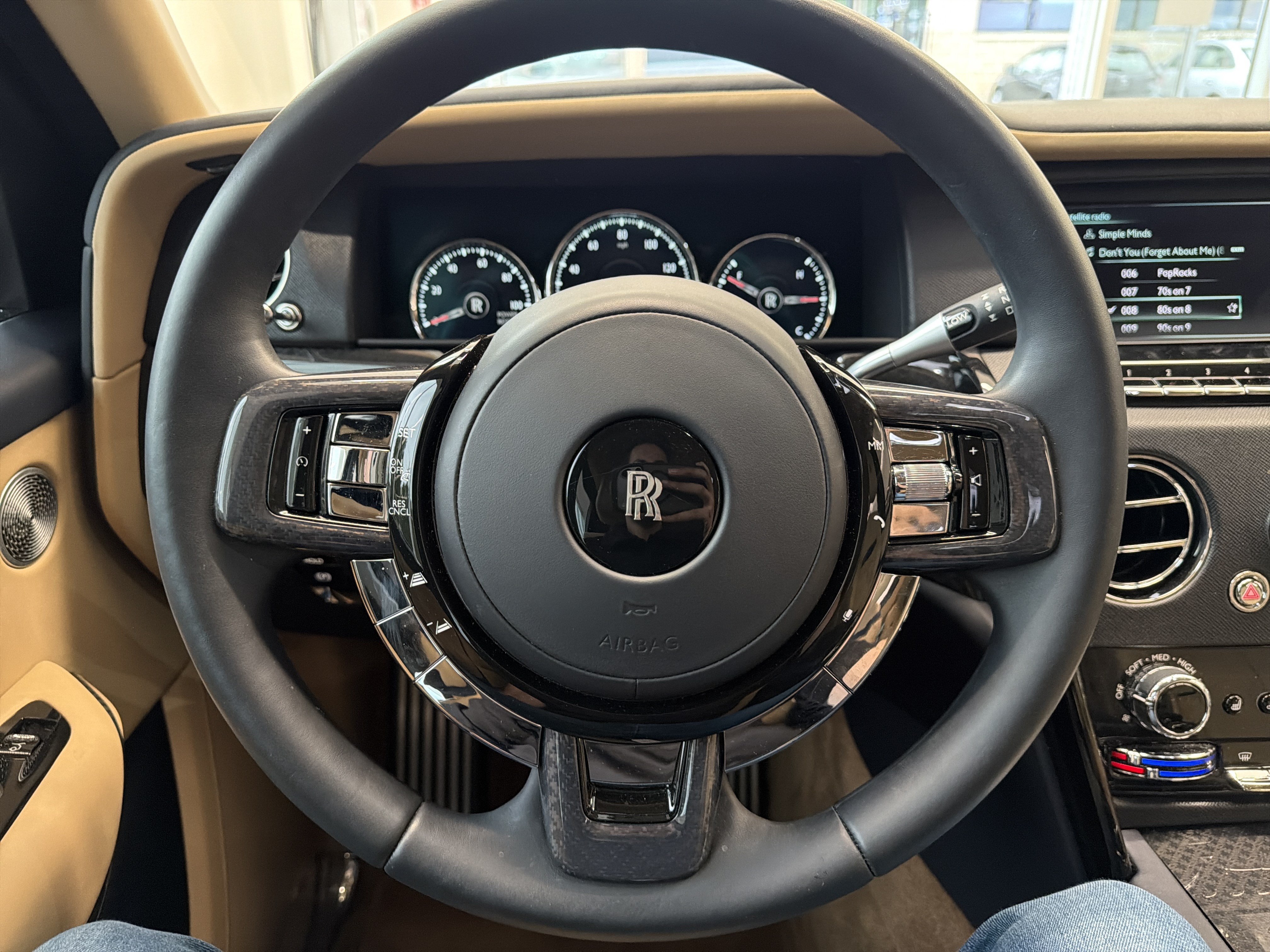 Certified 2024 Rolls-Royce Cullinan Black Badge AWD/4WD image 20