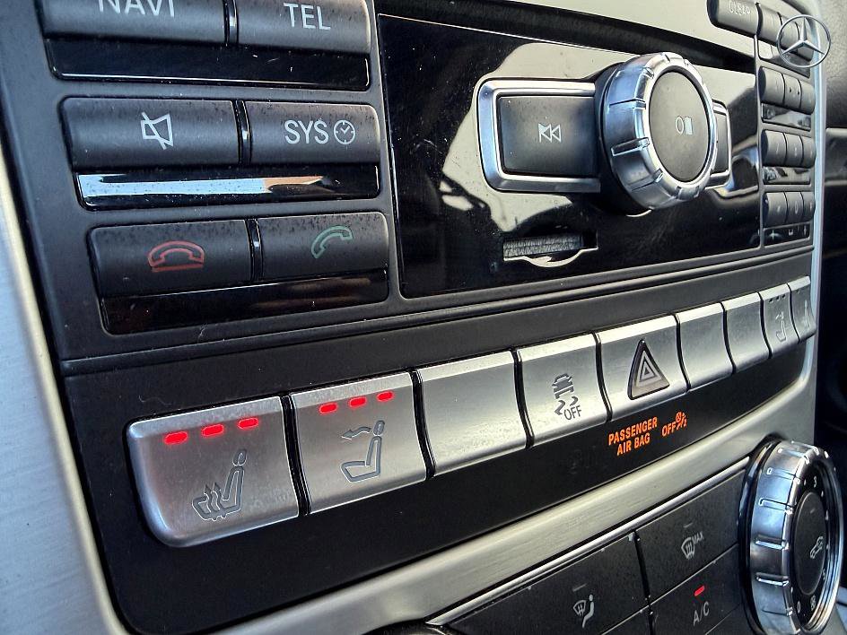 Used 2013 Mercedes-Benz SLK 250 w/ Premium I Pkg image 23