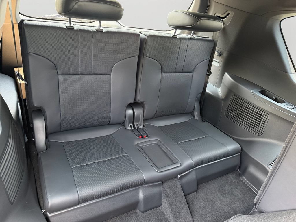 New 2026 Lexus LX 700h Luxury AWD/4WD image 9