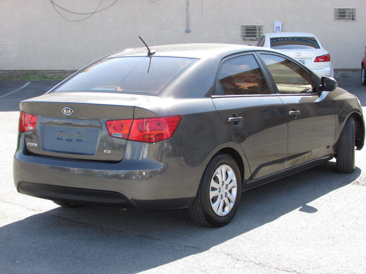 Used 2013 Kia Forte EX FWD image 6