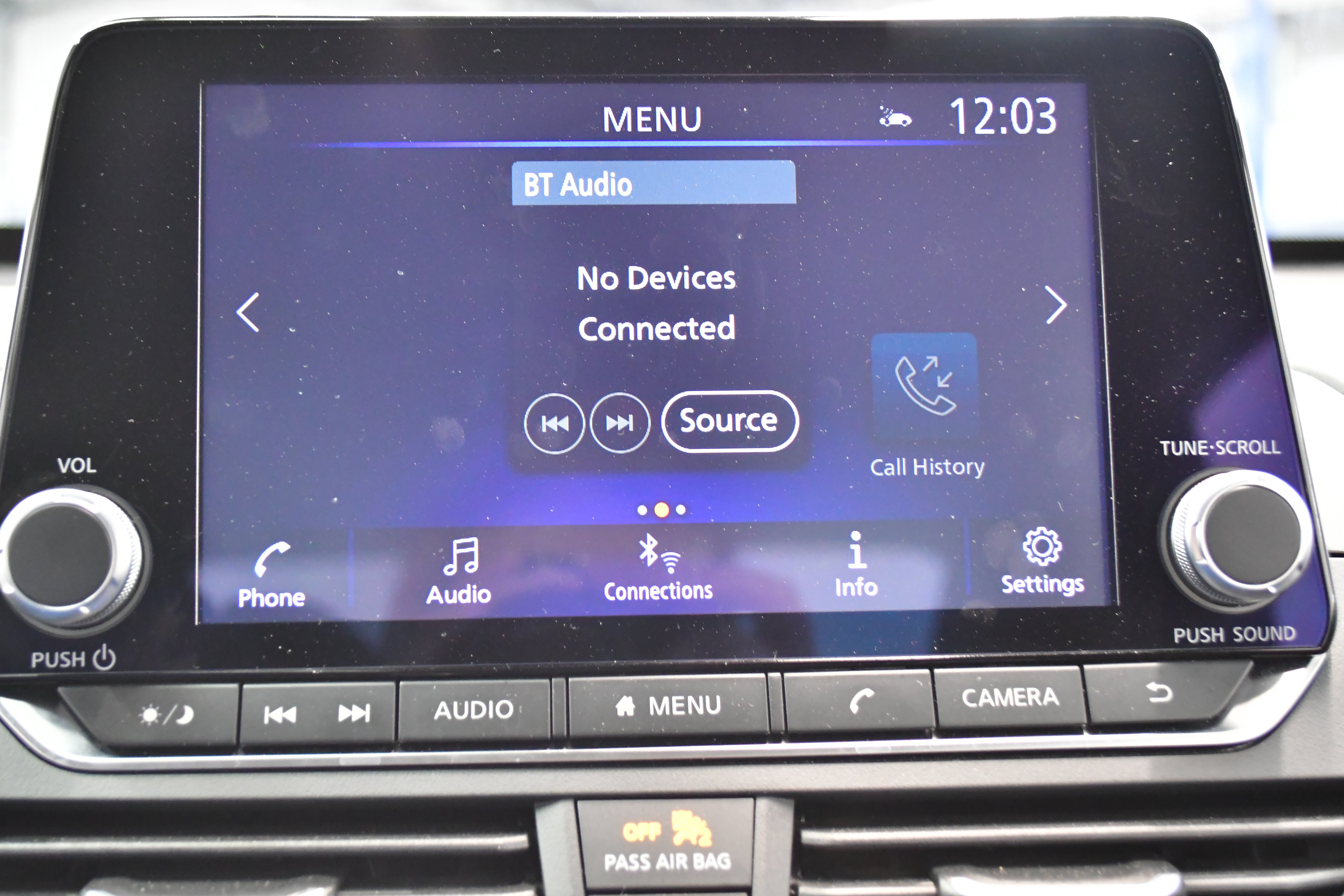 Used 2025 Nissan Altima 2.5 SV FWD image 23