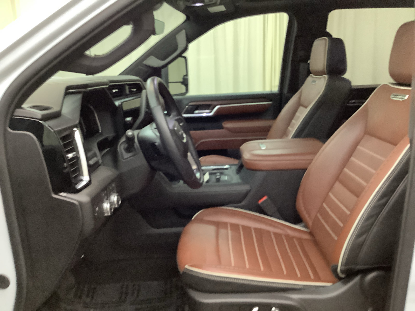 Used 2026 GMC Sierra 2500 Denali Ultimate AWD/4WD image 14