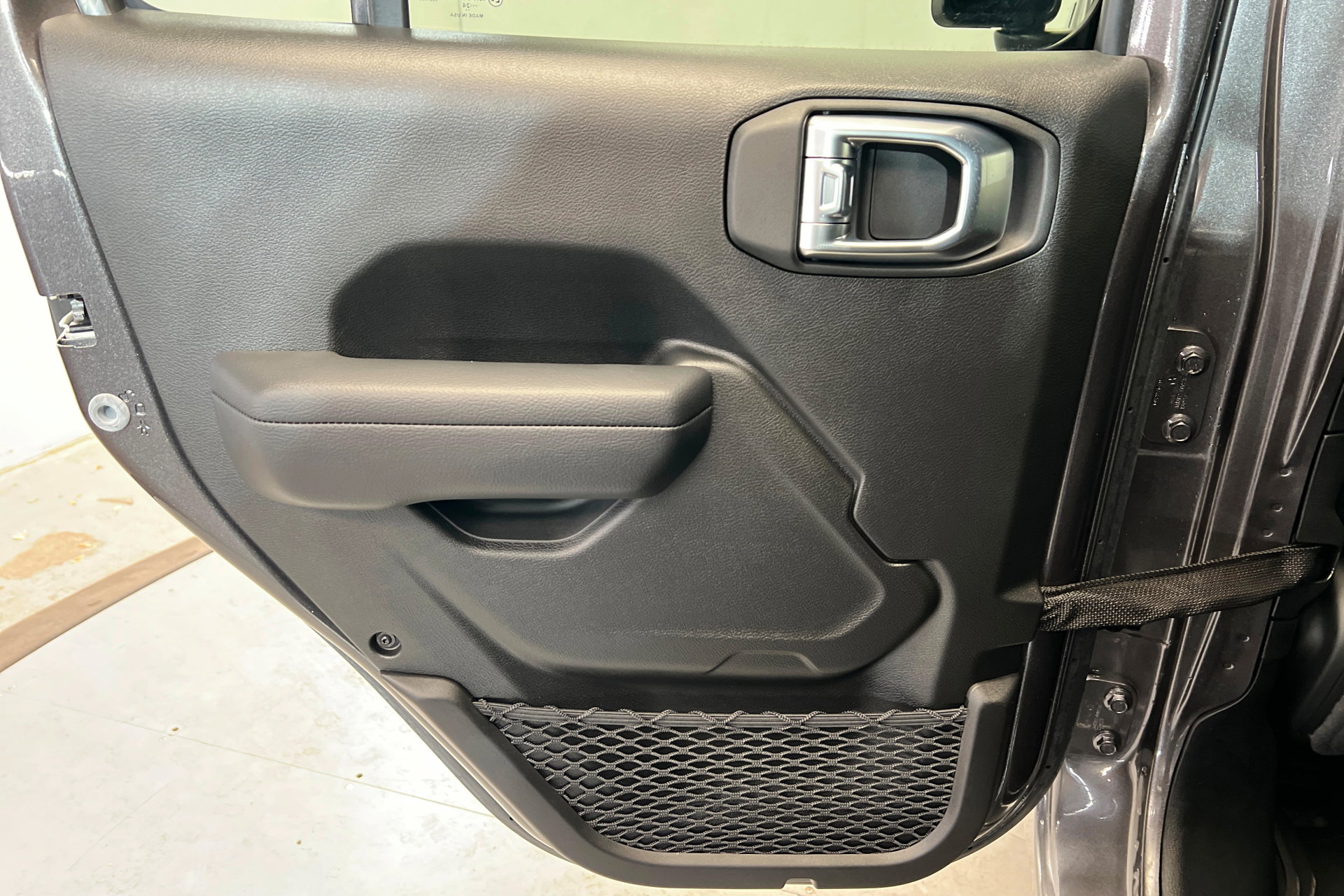 Certified 2024 Jeep Wrangler Sport S image 18