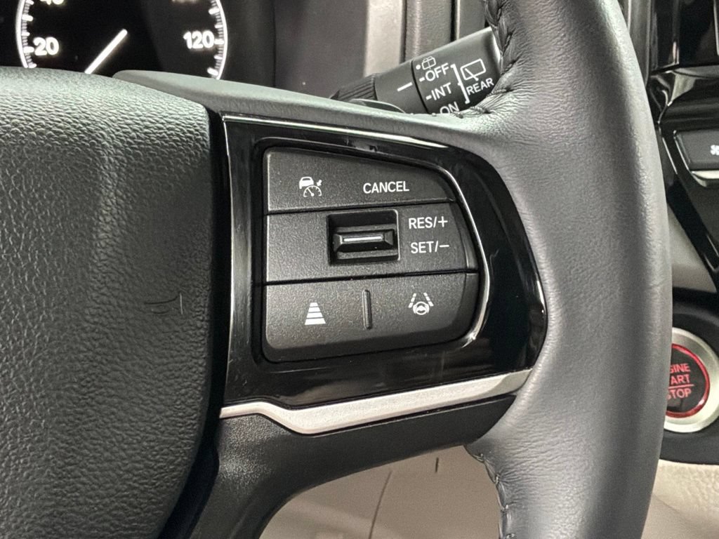 Used 2025 Honda Odyssey EX-L image 10