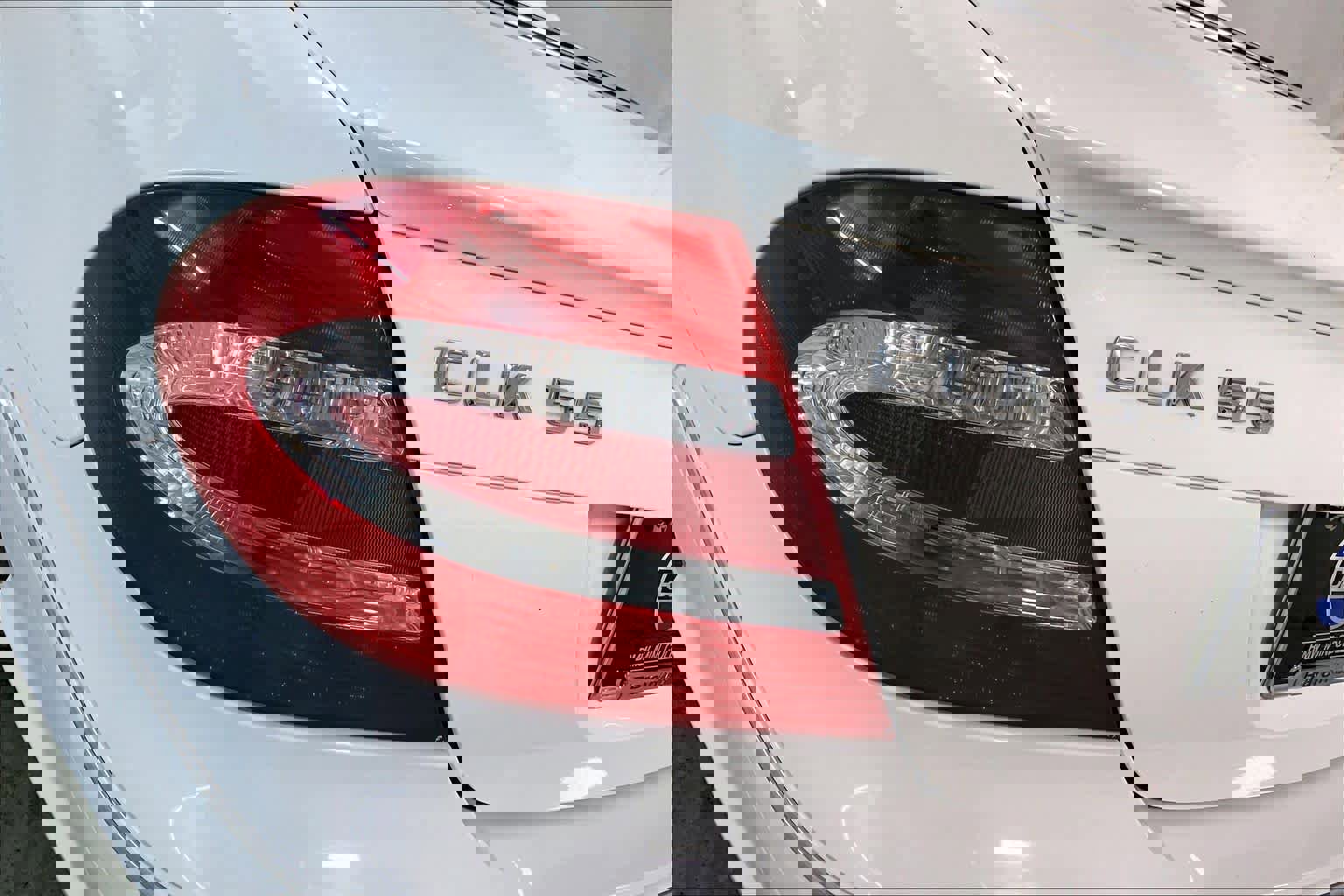 Used 2005 Mercedes-Benz CLK 55 AMG Cabriolet image 28