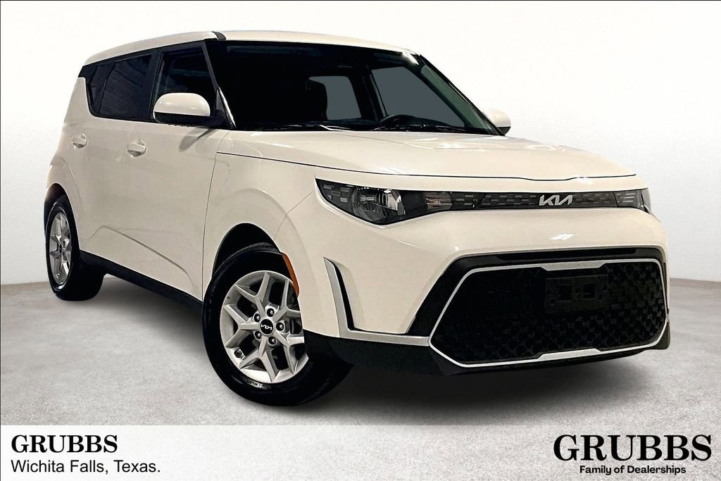 Used 2025 Kia Soul LX