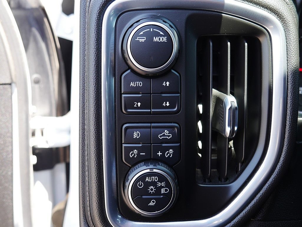 Used 2022 Chevrolet Silverado 3500 LTZ AWD/4WD image 26