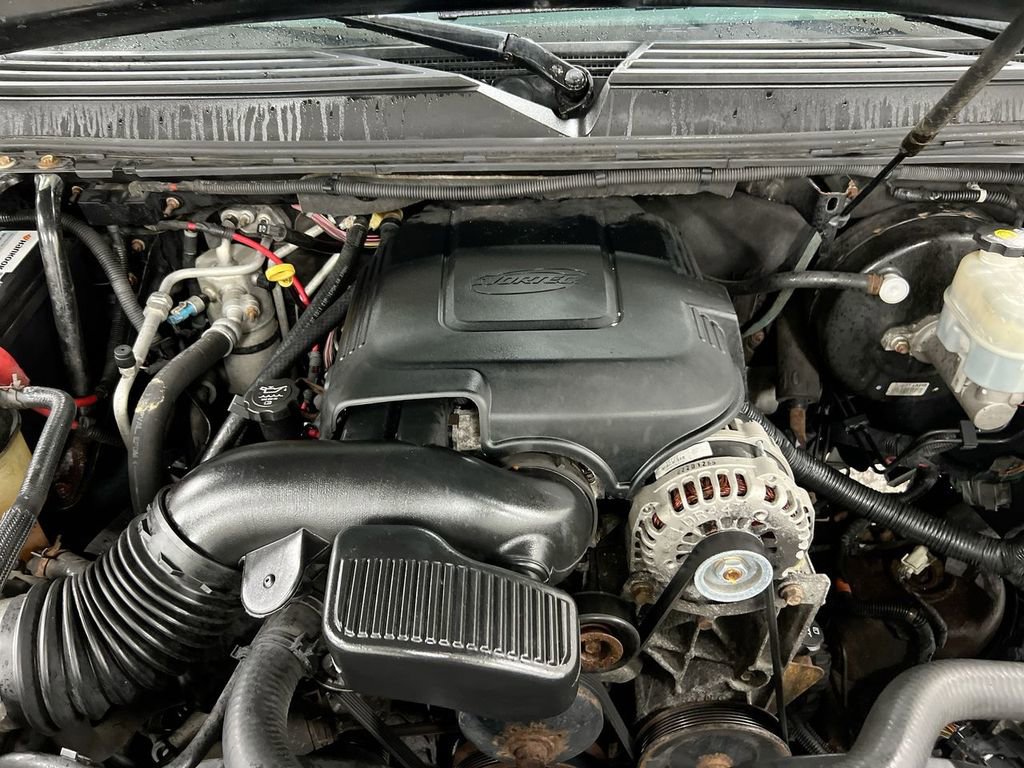 Used 2007 Cadillac Escalade AWD w/ Information Package image 26