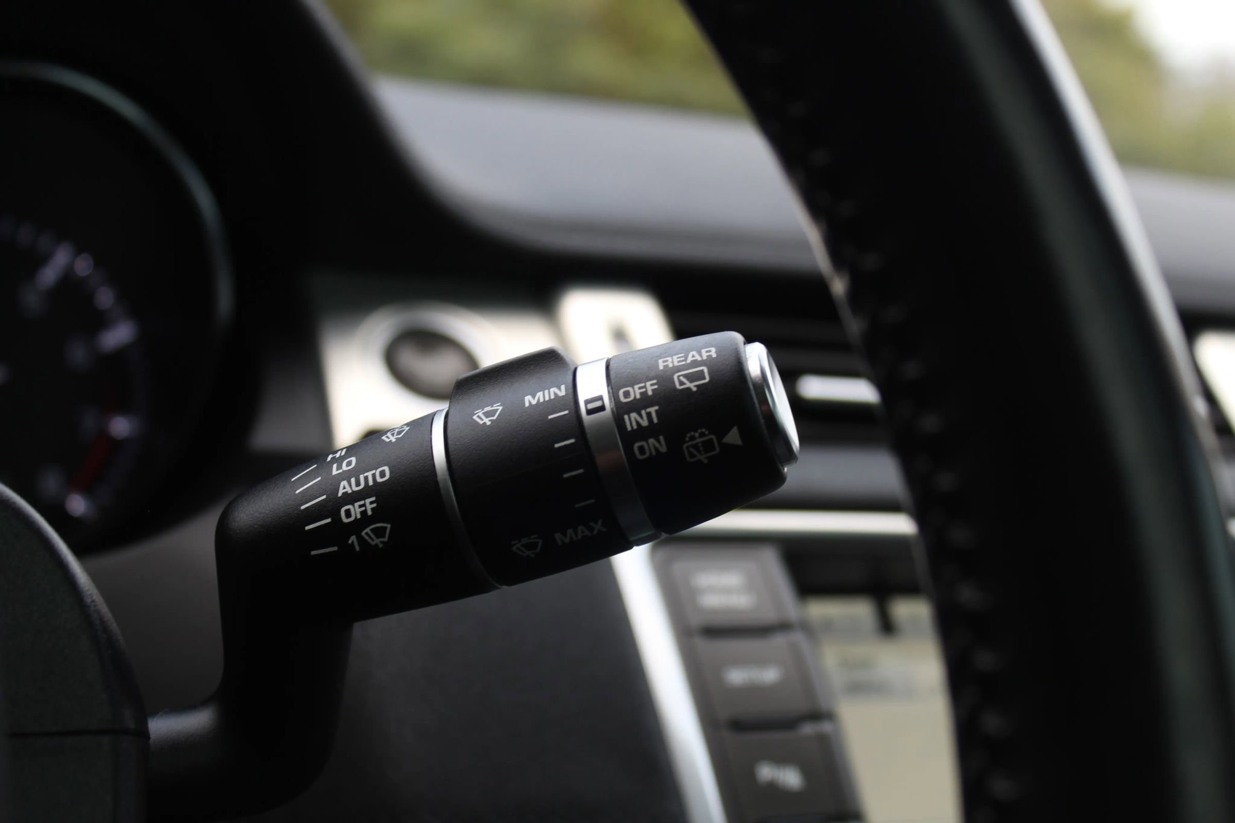 Used 2015 Land Rover Range Rover Evoque Pure Plus image 31