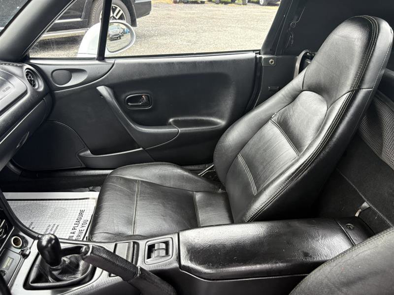 Used 2000 MAZDA MX-5 Miata LS image 9