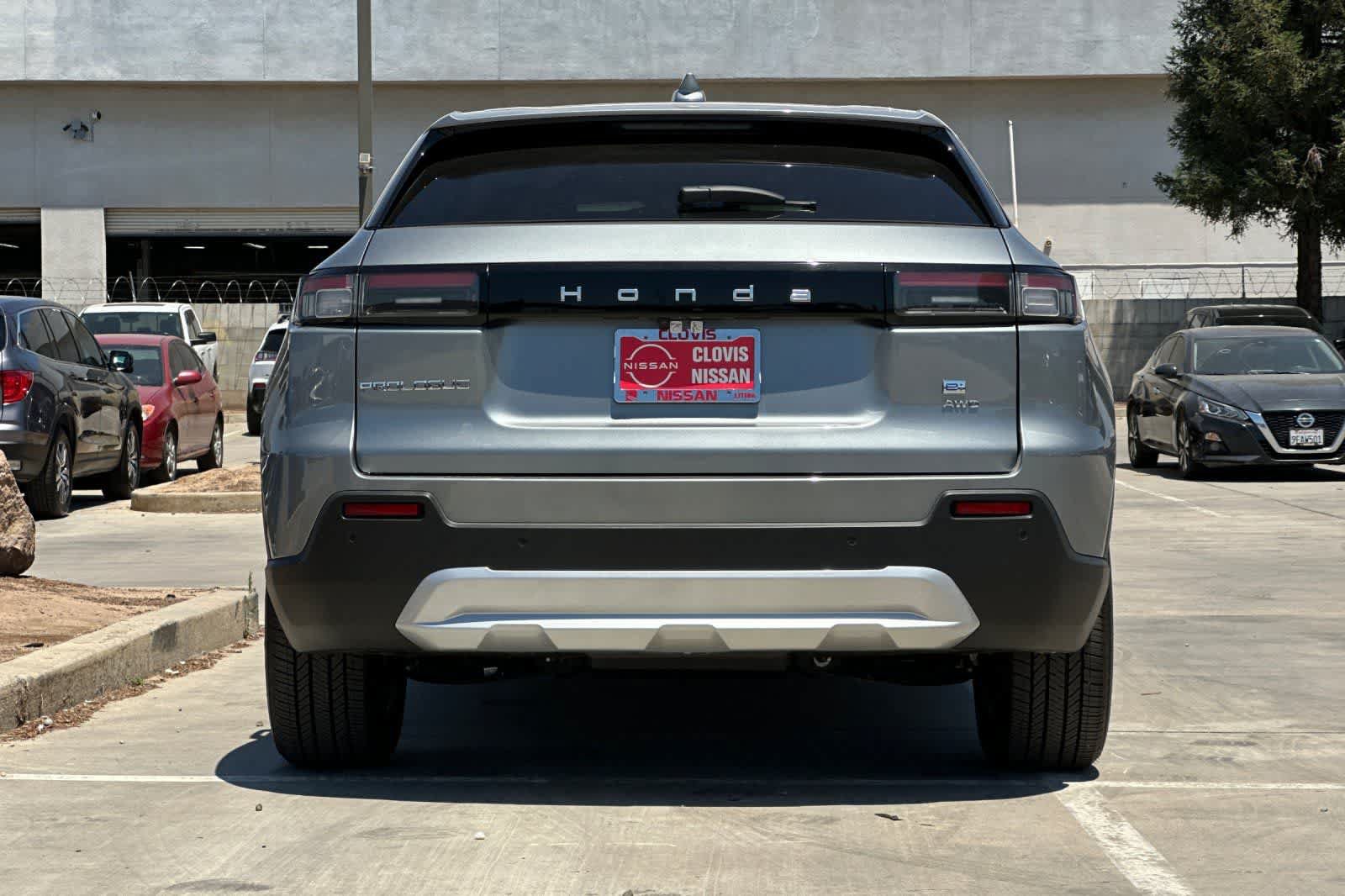 Used 2025 Honda Prologue EX image 8