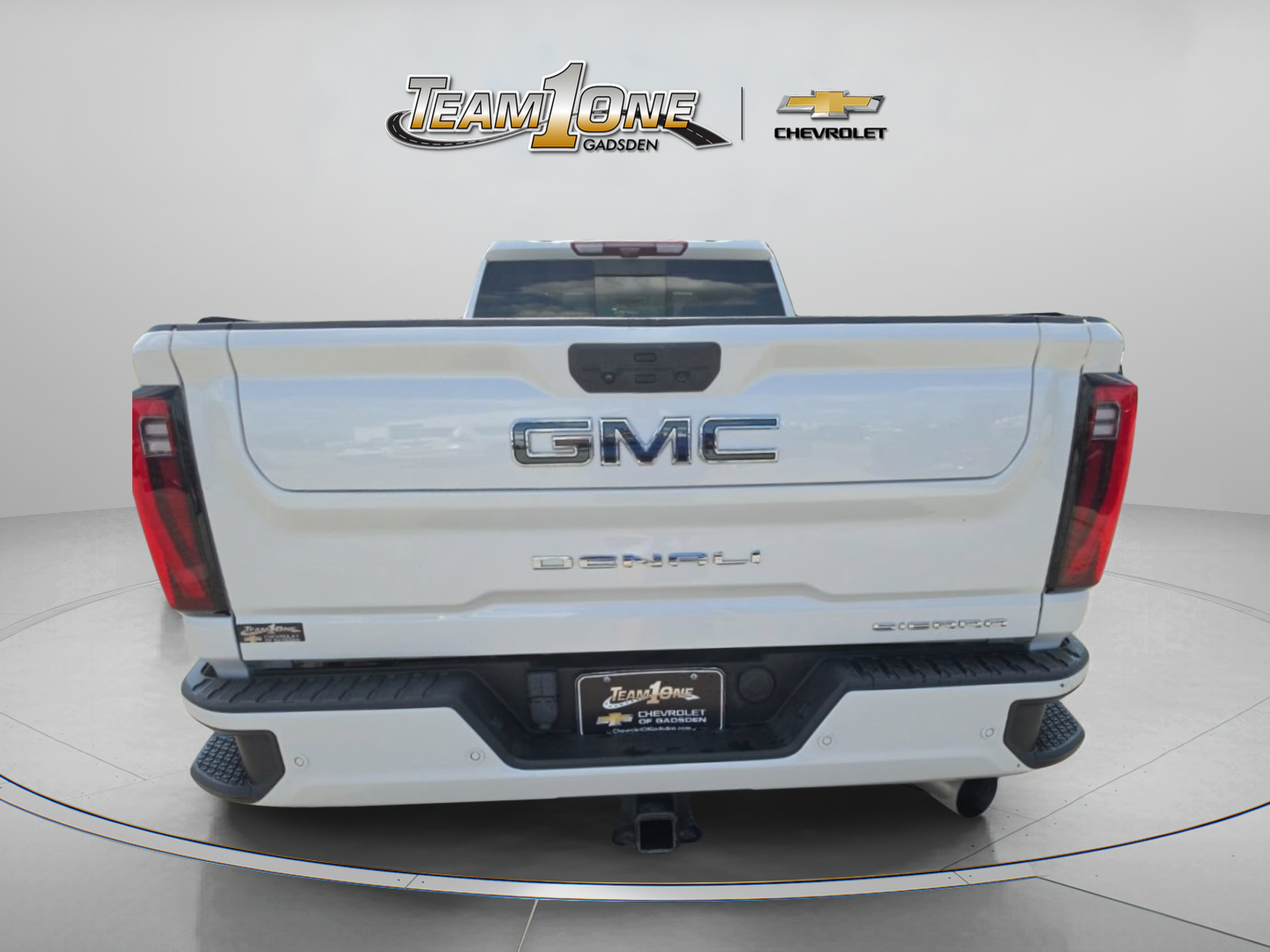 Used 2024 GMC Sierra 3500 Denali Ultimate AWD/4WD image 7