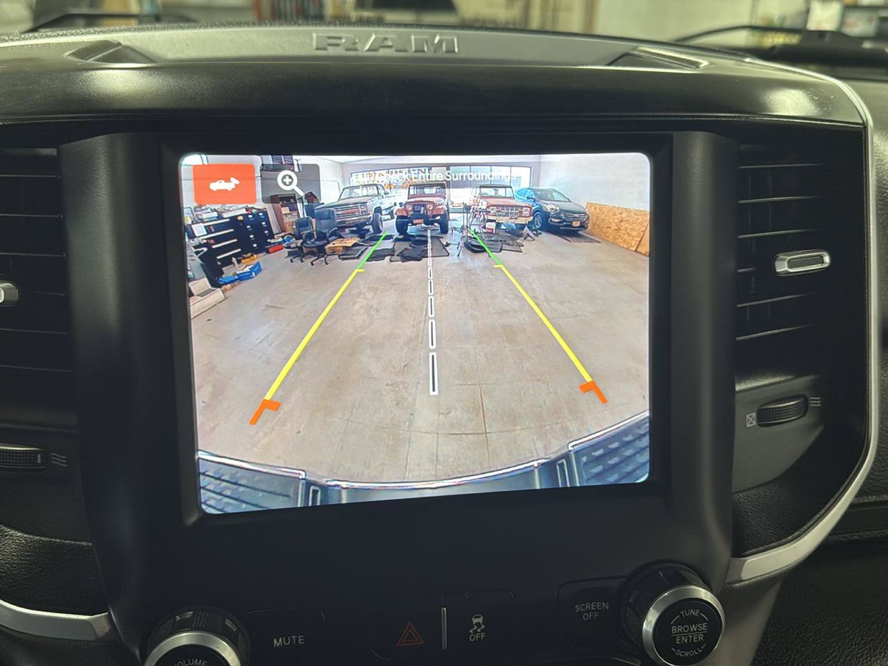 Used 2024 RAM 2500 Big Horn w/ Off Road Package AWD/4WD image 21