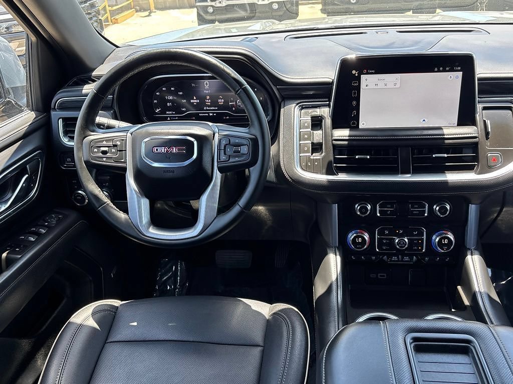 Used 2024 GMC Yukon SLT AWD/4WD image 25