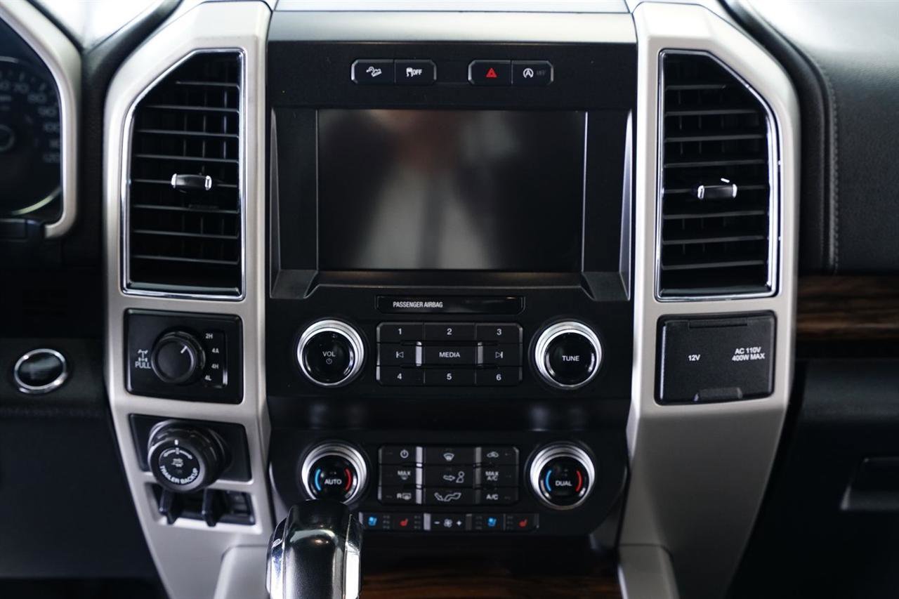 Used 2019 Ford F150 Lariat w/ Equipment Group 502A Luxury AWD/4WD image 22